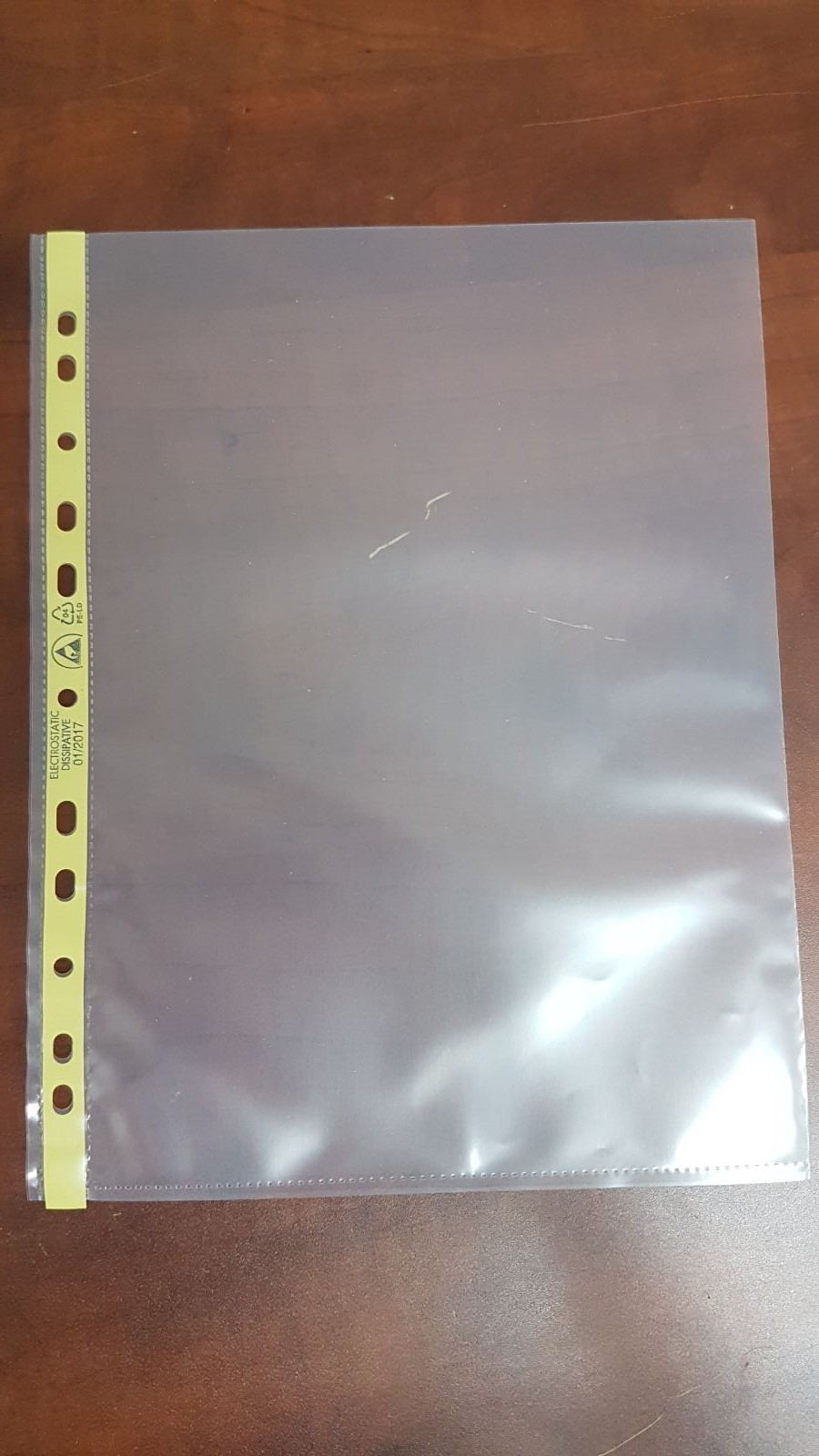 Uchwyt na miękki papier A4 U